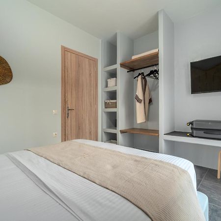 La Perla Suites Agioi Apostoloi  Buitenkant foto